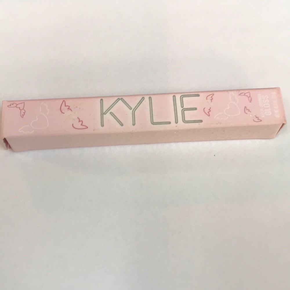 Kylie Jenner lip gloss